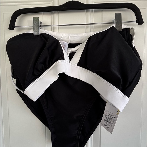 Shade & Shore Monochrome Bikini Set - Picture 4 of 6